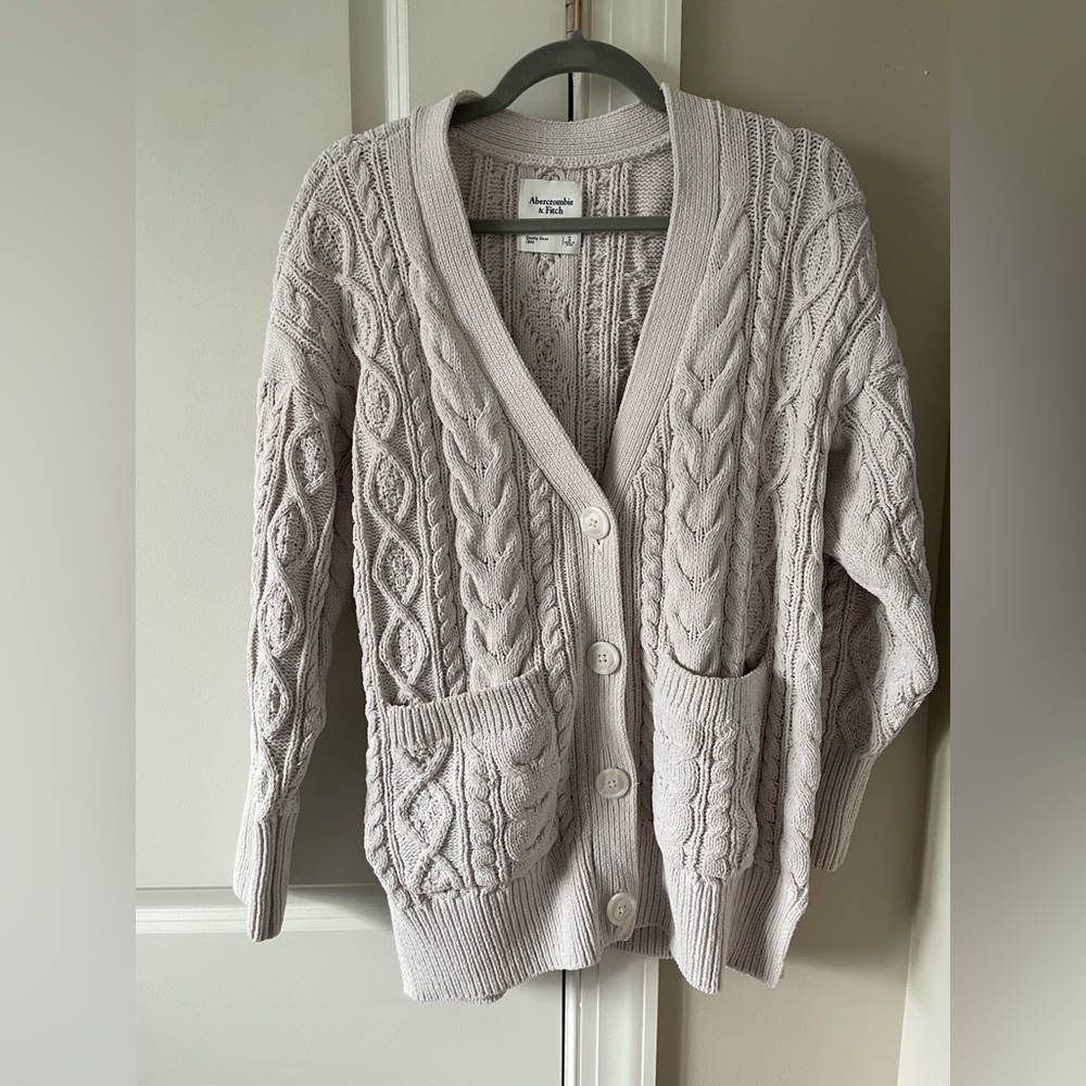 Abercrombie blanket cardigan sweater size small